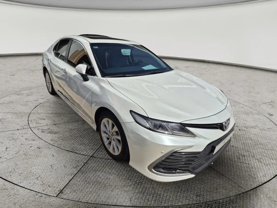 Toyota Camry  GLE 2022 