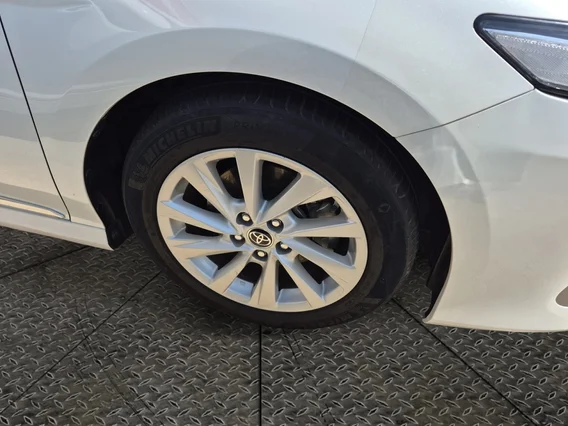 Toyota Camry  GLE 2022 