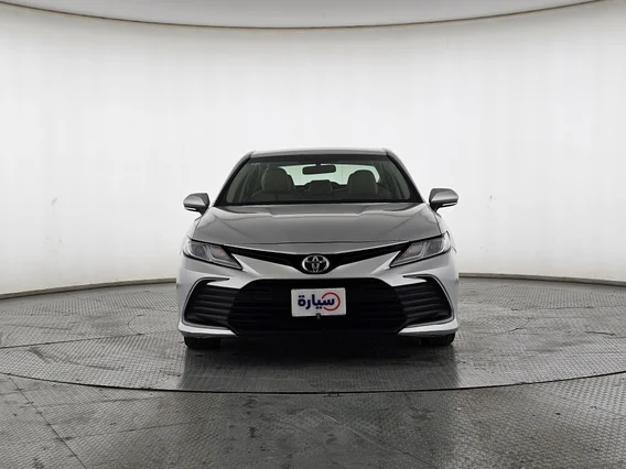 تويوتا كامري LE 2022 