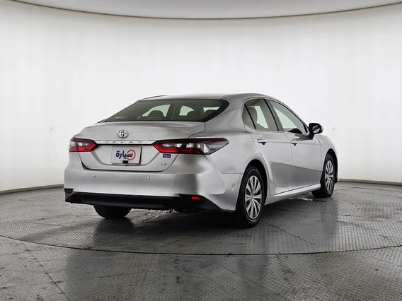 تويوتا كامري LE 2022 