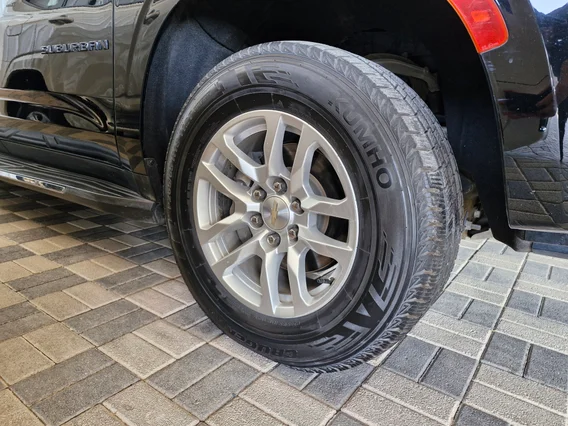 Chevrolet Suburban LS 2022 