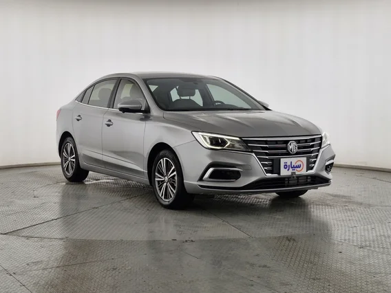 ام جي 5 LUX 2023 