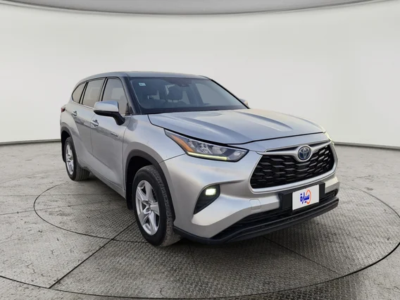Toyota Highlander LE 2021 
