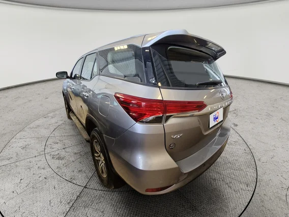 Toyota Fortuner VX 2021 دبل