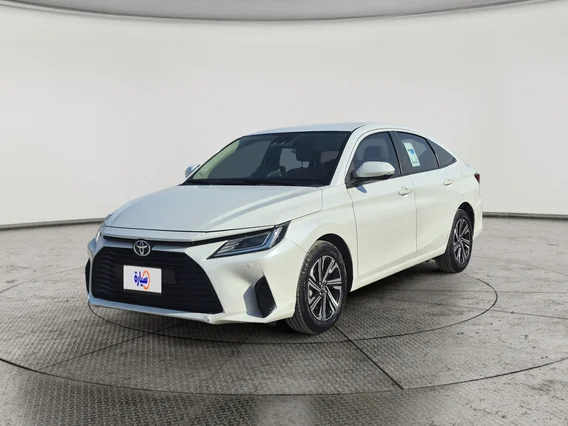 تويوتا يارس YX 2024 