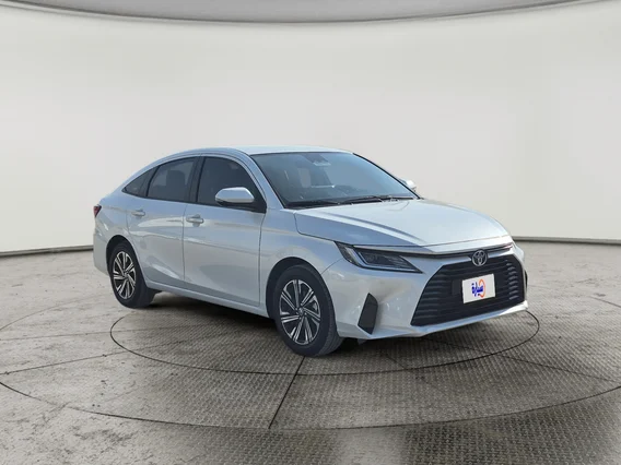 تويوتا يارس YX 2024 