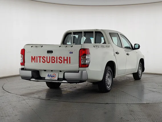 Mitsubishi L200 DC 4x2 2022 
