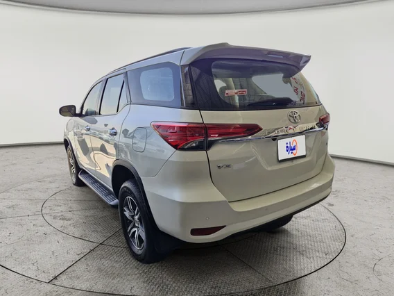 Toyota Fortuner VX 2022 دبل