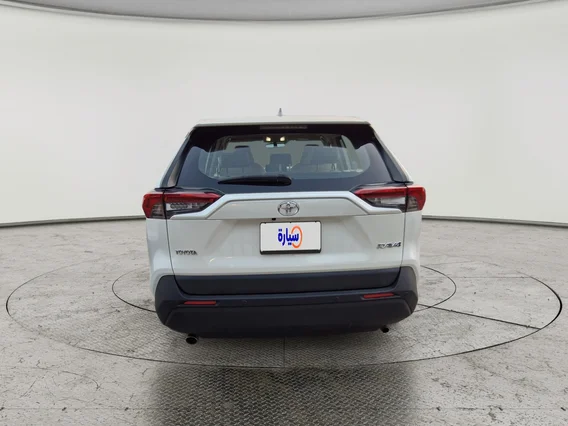 تويوتا راف فور LE 2022 