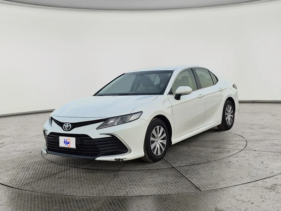 Toyota Camry  LE 2021 