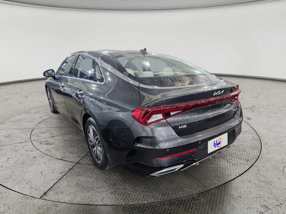 Kia K5 GLS 2023 