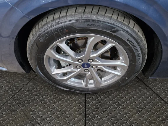 فورد تورس امبيانتي الإصدار الجديد 2024 