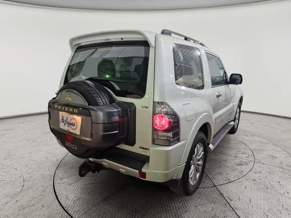 ميتسوبيشي باجيرو GLS 3Doors 2022 دبل