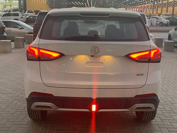 ام جي ZS STD 2025 