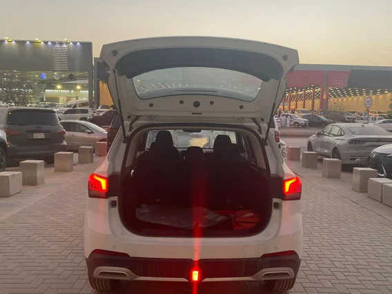 ام جي ZS STD 2025 