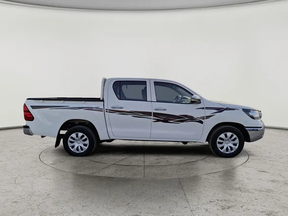 تويوتا هايلكس DC 4x2 Diesel 2022 