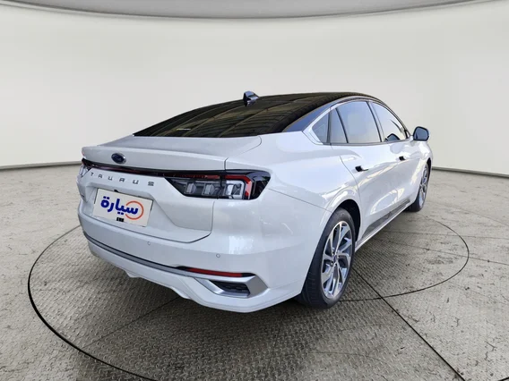 فورد تورس تيتانيوم 2025 