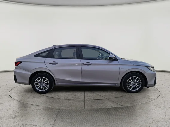 تويوتا يارس Y 2024 