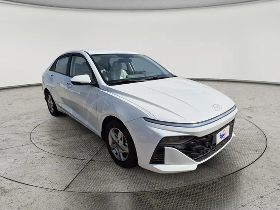 Hyundai Accent Smart 2024 