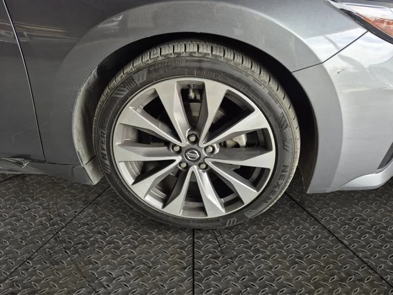 Nissan Maxima SR 2022 