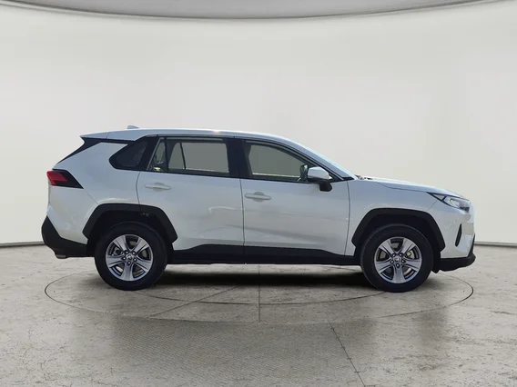 Toyota RAV4 LE 2022 