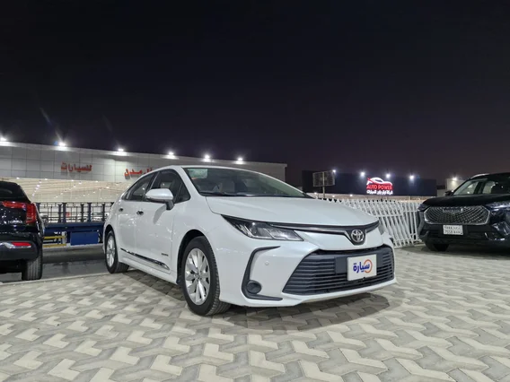 تويوتا كورولا XLI Executive Moonroof 2022 