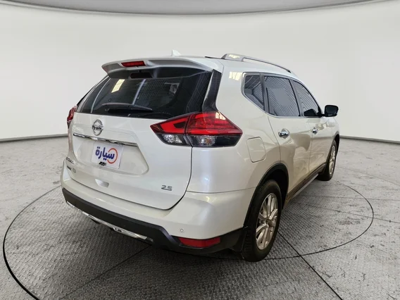 Nissan Xtrail S 5 Seats 2022 دبل