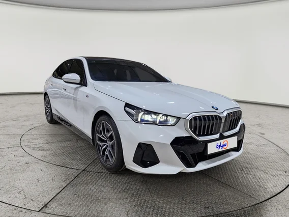 BMW 5 Series 520i 2024 