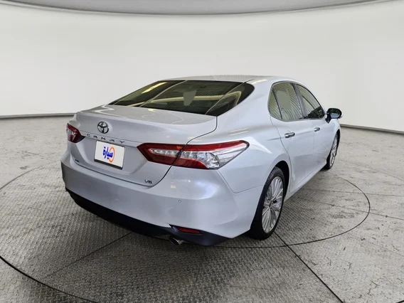 Toyota Camry  SE plus 2020 