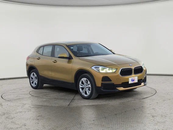 بي ام دبليو الفئة اكس 2 xDrive 20i 2022 