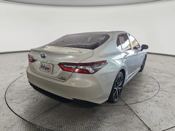Toyota Camry  GLE HEV  2024 