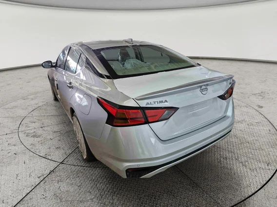 Nissan Altima SV 2026 