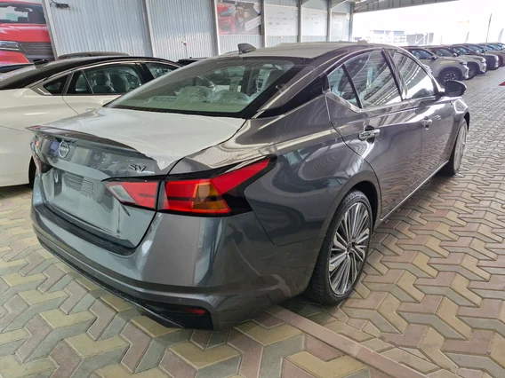 Nissan Altima SV 2026 