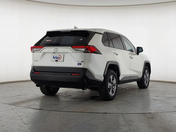 تويوتا راف فور LE 2022 