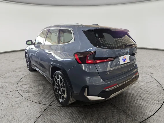 بي ام دبليو الفئة اكس 1 xDrive 20i 2025 