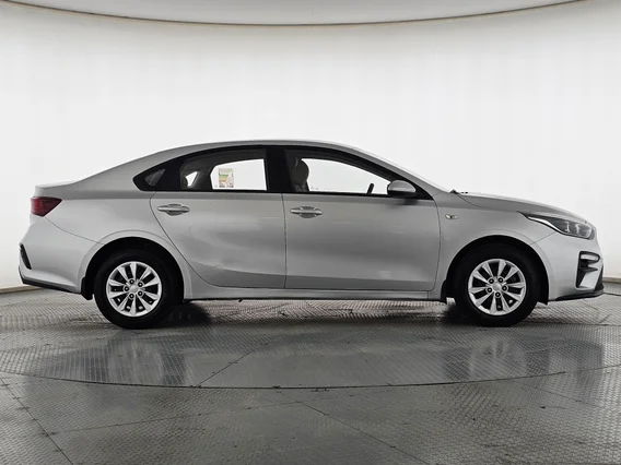 كيا سيراتو LX 2021 