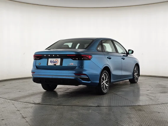 Geely Emgrand GS 2023 