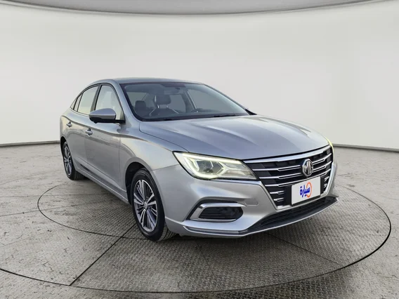 ام جي 5 LUX 2023 