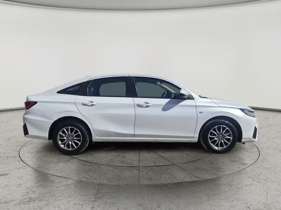 Toyota Yaris  Y 2023 