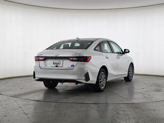 تويوتا يارس Y 2023 
