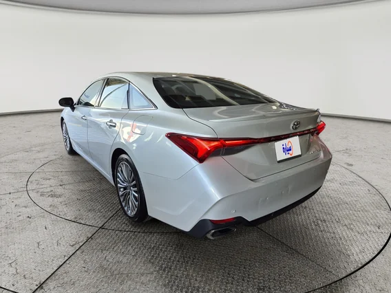 تويوتا افالون Limited 2022 