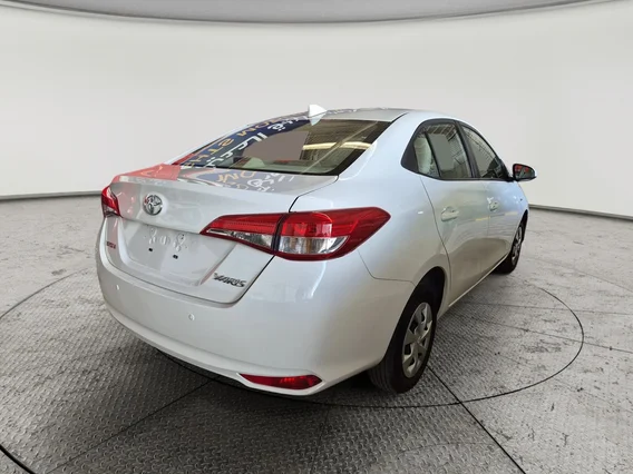 Toyota Yaris  Y 2022 