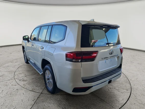 تويوتا لاندكروزر GXR1 2026 