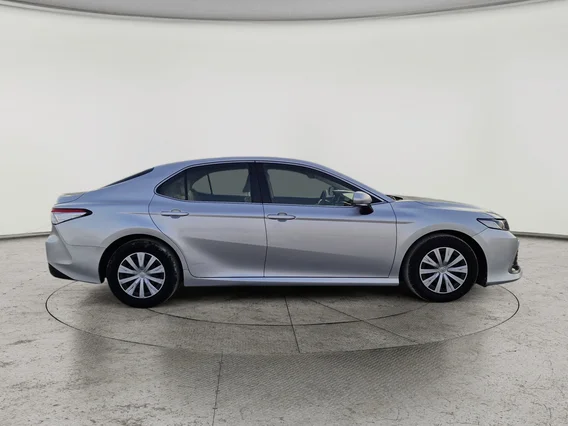 Toyota Camry  LE 2021 