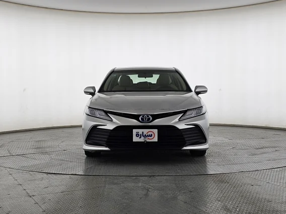 تويوتا كامري LE HEV 2021 
