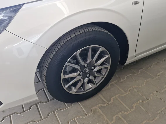 تويوتا يارس Y 2023 