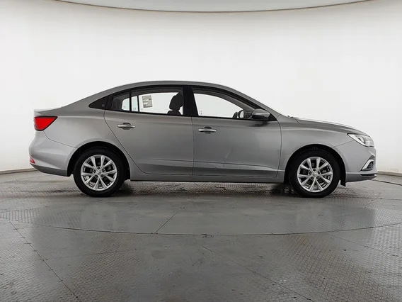 ام جي 5 STD 2022 