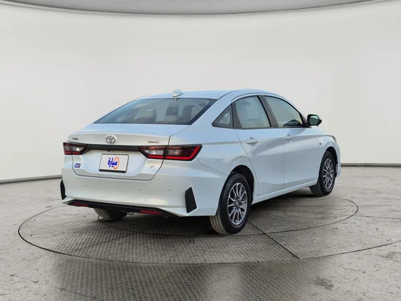 تويوتا يارس Y 2023 