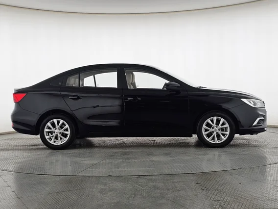 ام جي 5 STD 2022 