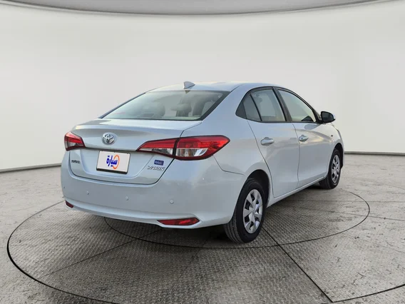 تويوتا يارس Y 2022 